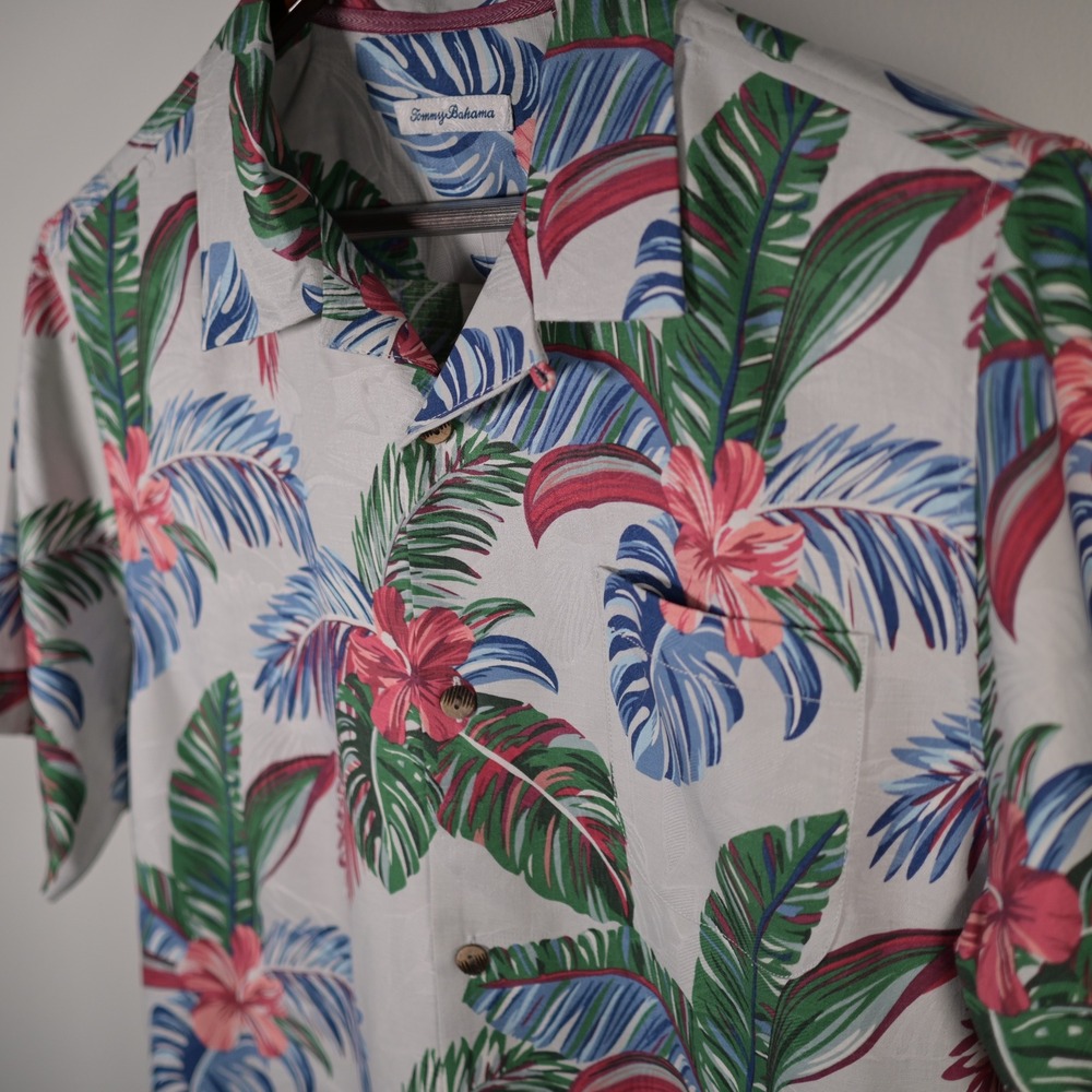 Tommy Bahama $175. Mens XL Silk Coolmax Tropical Floral Palm Print Camp Shirt